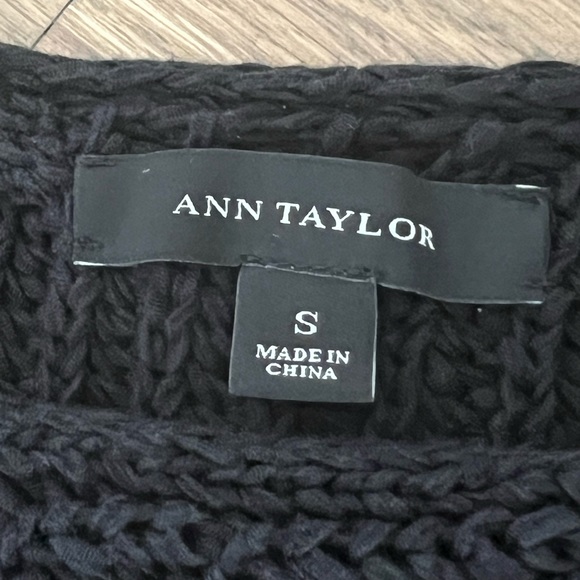 Ann Taylor Women’s Black Sweater - Picture 4 of 6